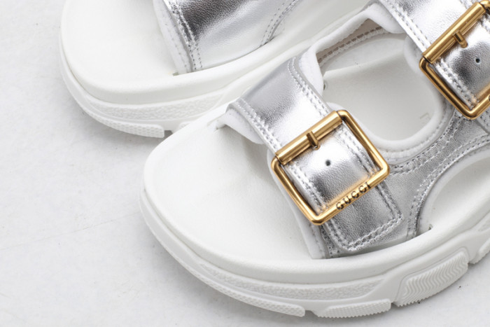 G*u*i* sandal39