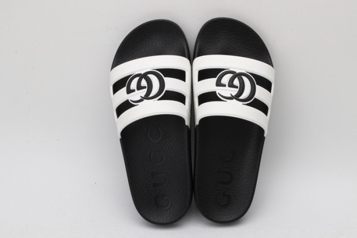 G*u*i* sandal34