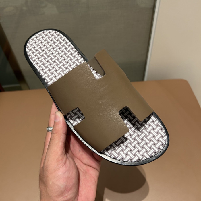 Herme* Sandal111