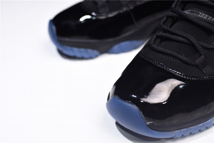 air jordan 11 “cap and gown” black 378037-005