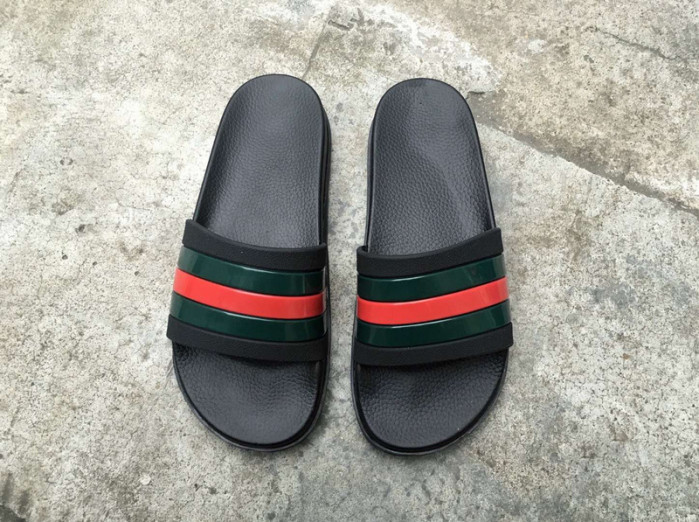 G*u*i* sandal112