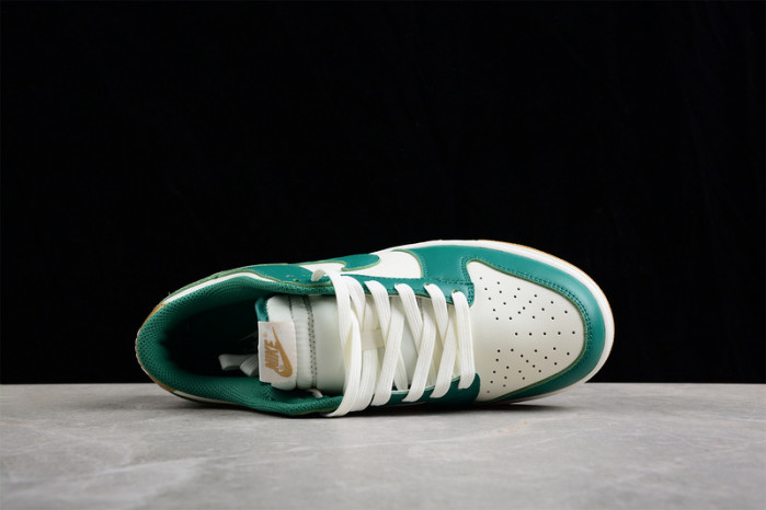 nike dunk low low “pink suede” dv3054-001