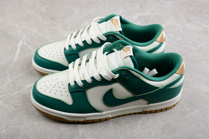 nike dunk low low “pink suede” dv3054-001