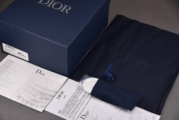 DIO* SNEAKERS B27 T0000-016