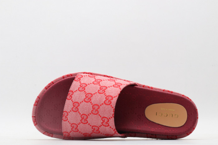 G*u*i* sandal74