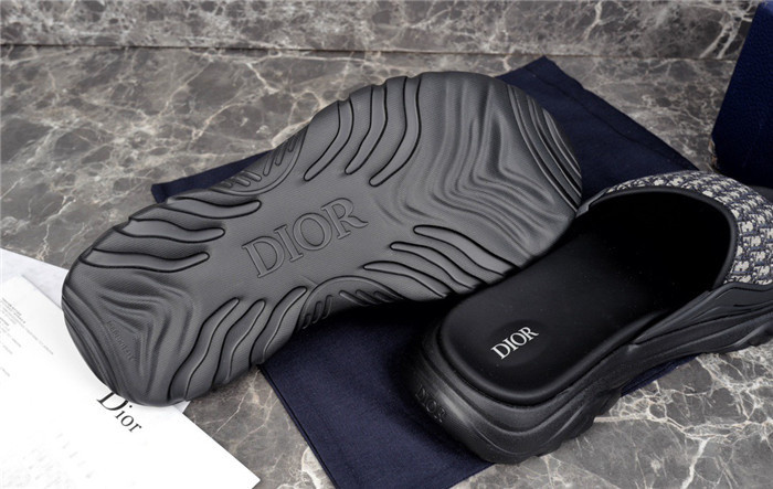 dio*r sandal 37