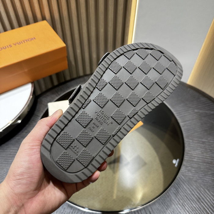 L&V sandal128